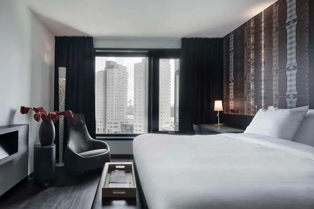 Mainport Hotel Rotterdam 0*,