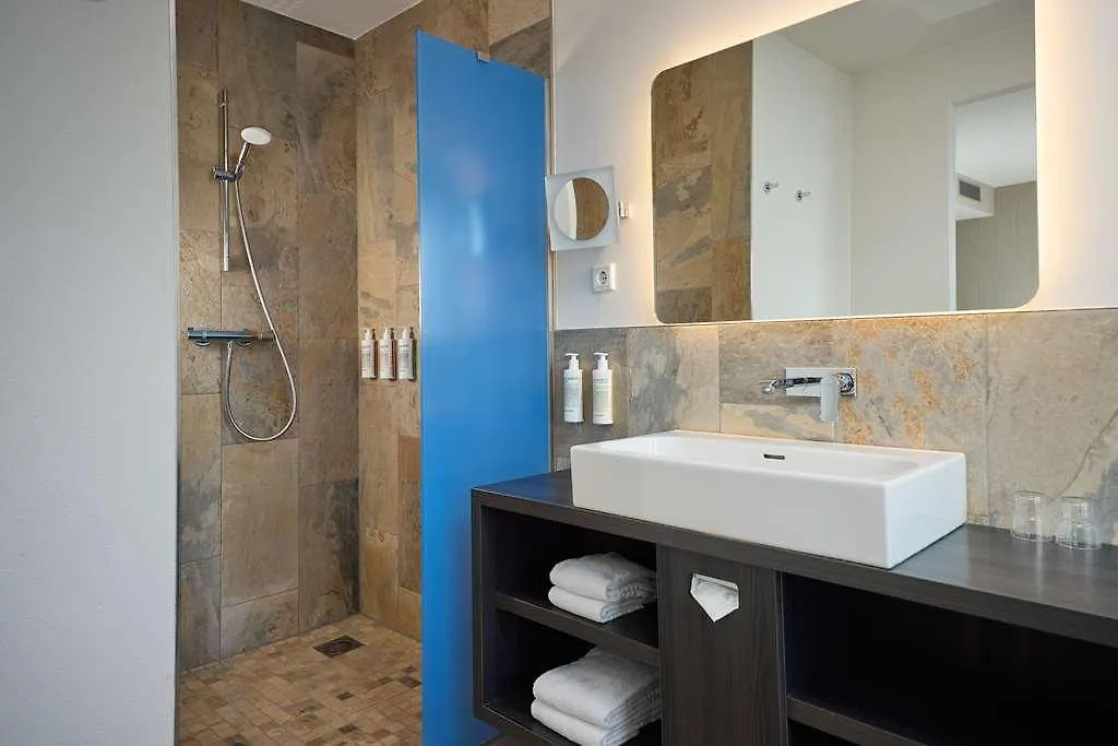 Mainport Hotel Rotterdam